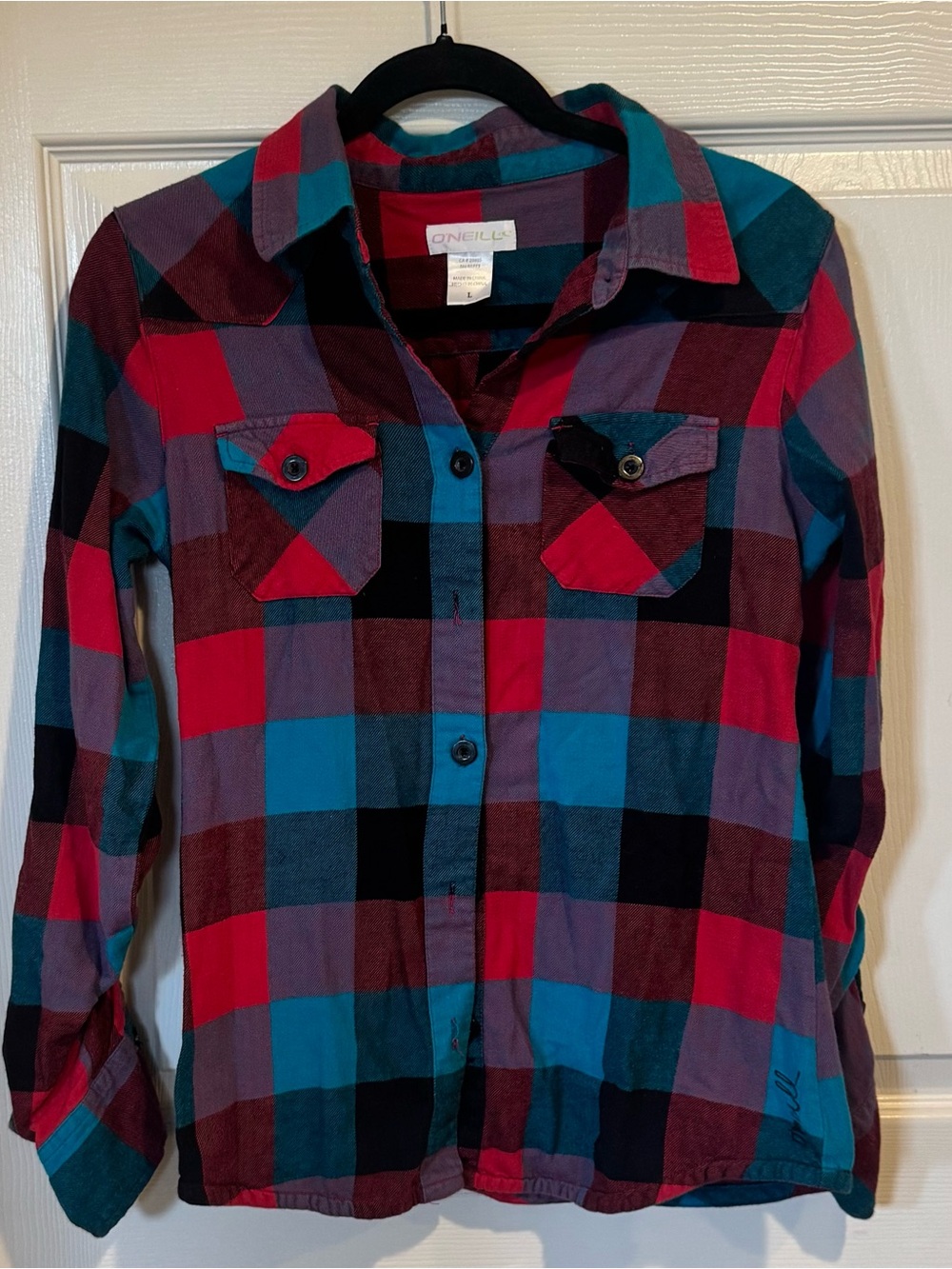 O'Neill Women’s Plaid Button-Down Shirt in Red, Blue & Purple Size Large
